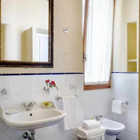 Residenza Castiglioni Bed & Breakfast 4*