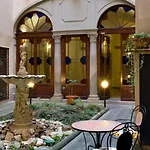 Residenza Castiglioni 4* Florenz